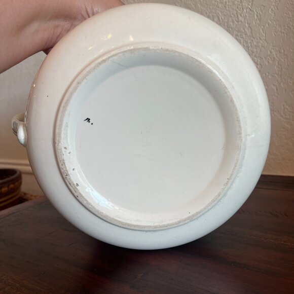 Vintage Planter Chamber Pot w/ Handle Floral Boho Retro Cottagecore Hand Painted - Picture 5 of 8